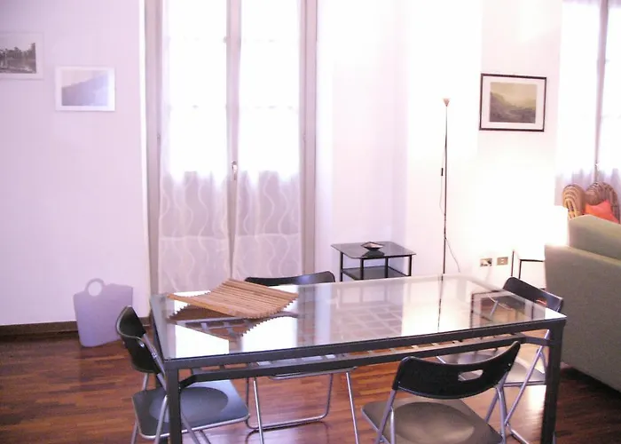 De Lellis Apartment